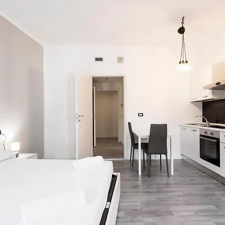 Central Station Studio By Flatscollection Apartment Milan